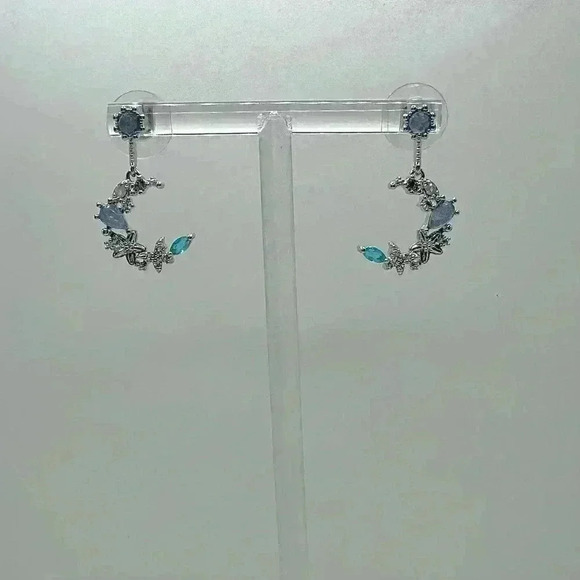 Moon Star Blue Earrings - Picture 5 of 7